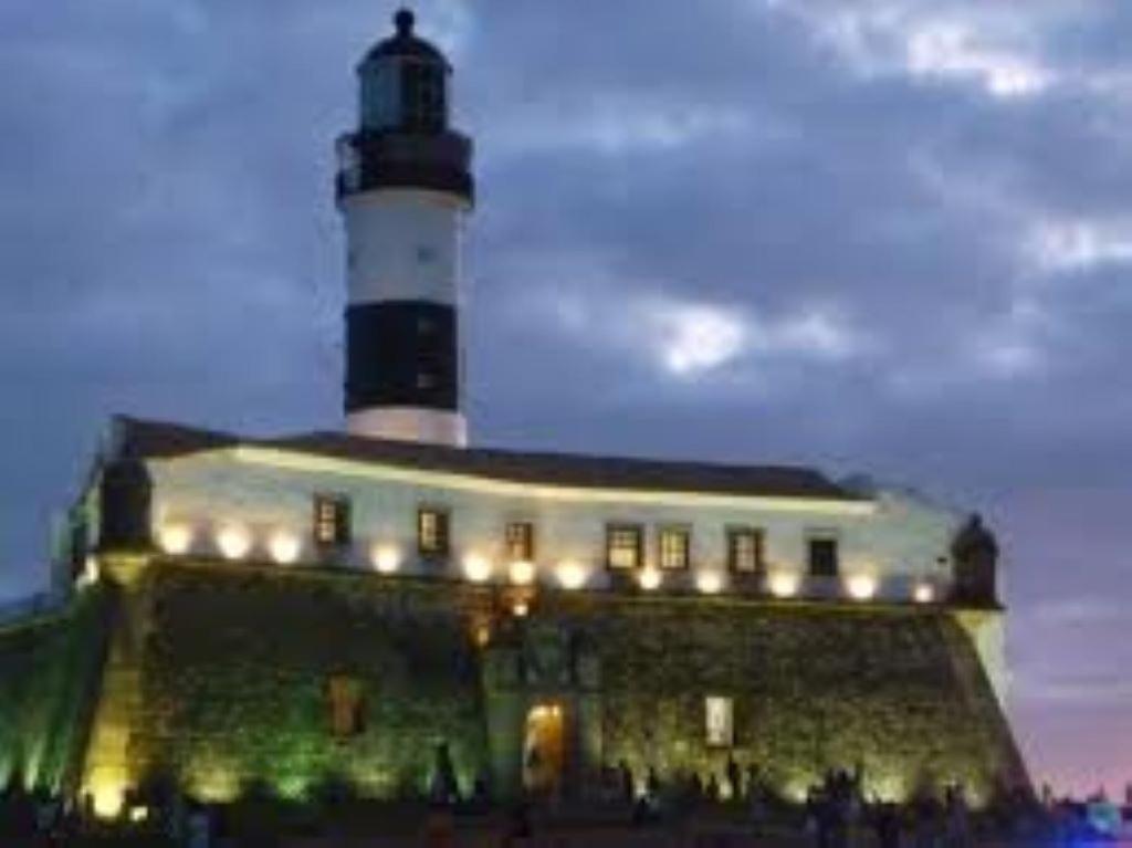 Maravilhoso Apartamento 2 Quartos Com Ofuro Porto Da Barra Salvador Summer Barra Flat 外观 照片
